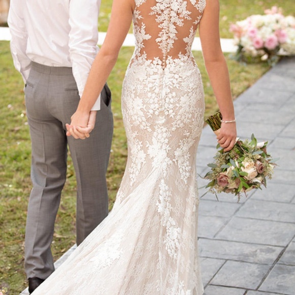 NEW WITH TAGS STELLA YORK BRIDAL 6933 - Size 18 - Picture 5 of 13